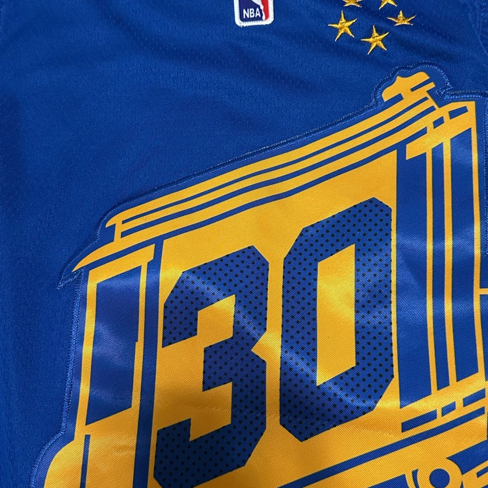 NBA Jersey - Steph Curry #30 Golden State Warriors - Picture 4 of 5